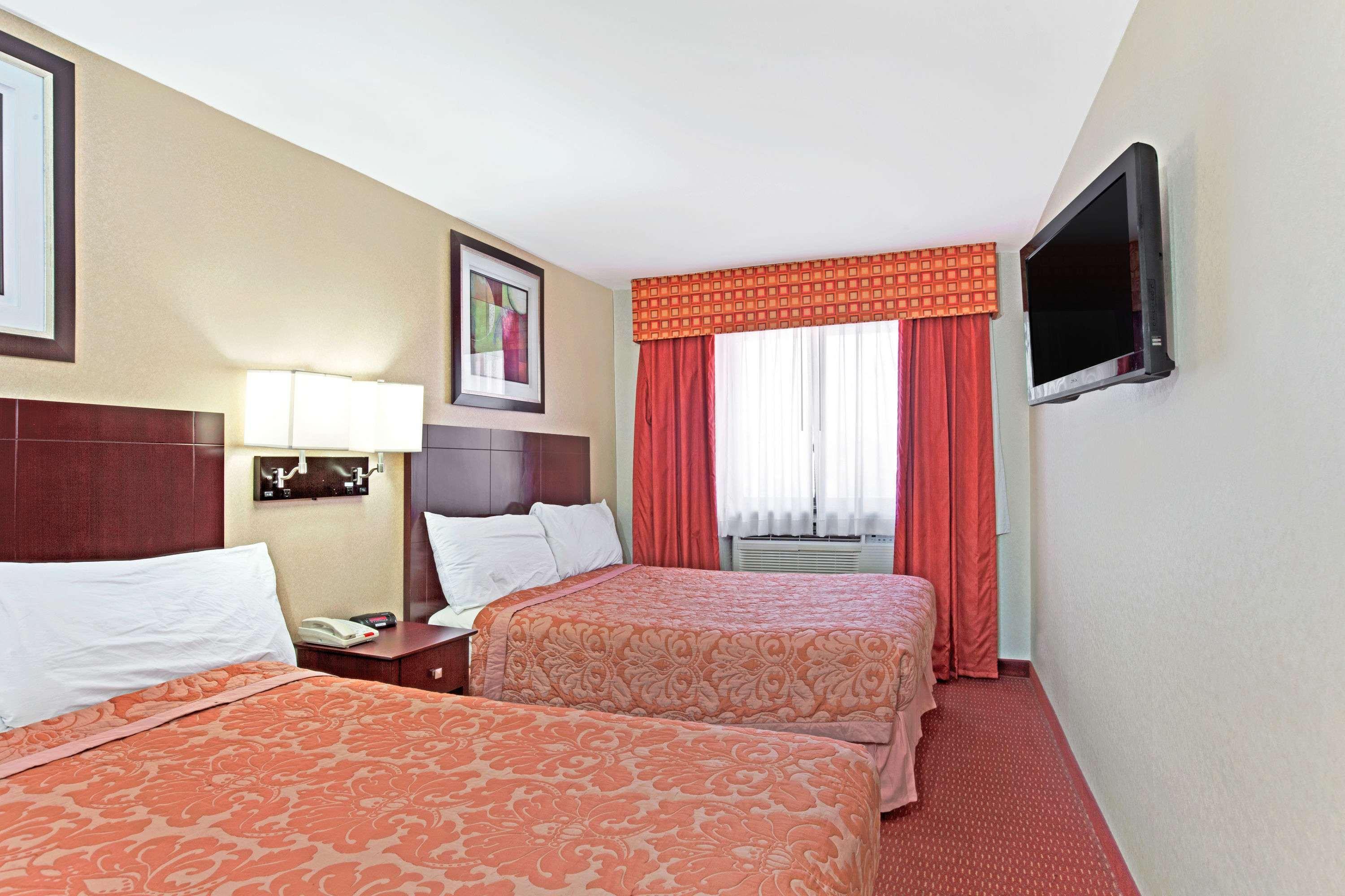 Super 8 By Wyndham Long Island City Lga Hotel New York Luaran gambar