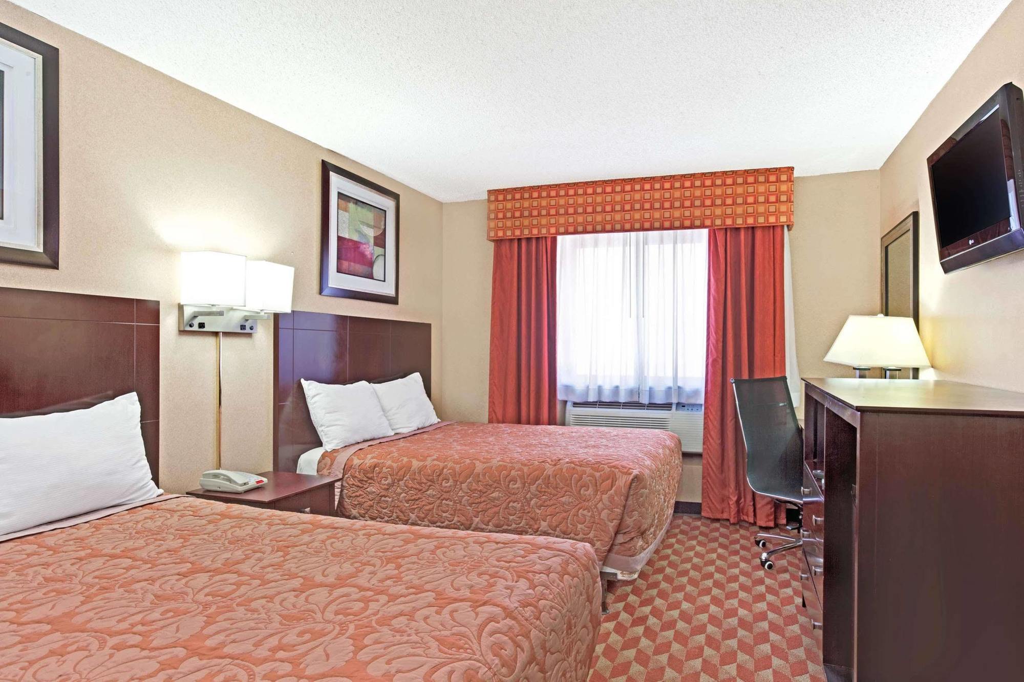 Super 8 By Wyndham Long Island City Lga Hotel New York Luaran gambar